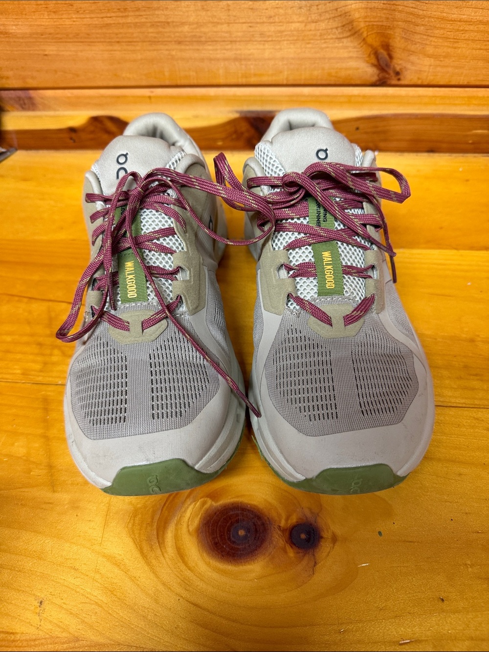 On Running Cloudrunner 2 x WalkGood LA Limited Edition | Women’s 10 | EUC